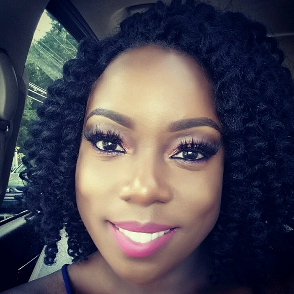 Meet your Posher, Q - Picture 1 of 1